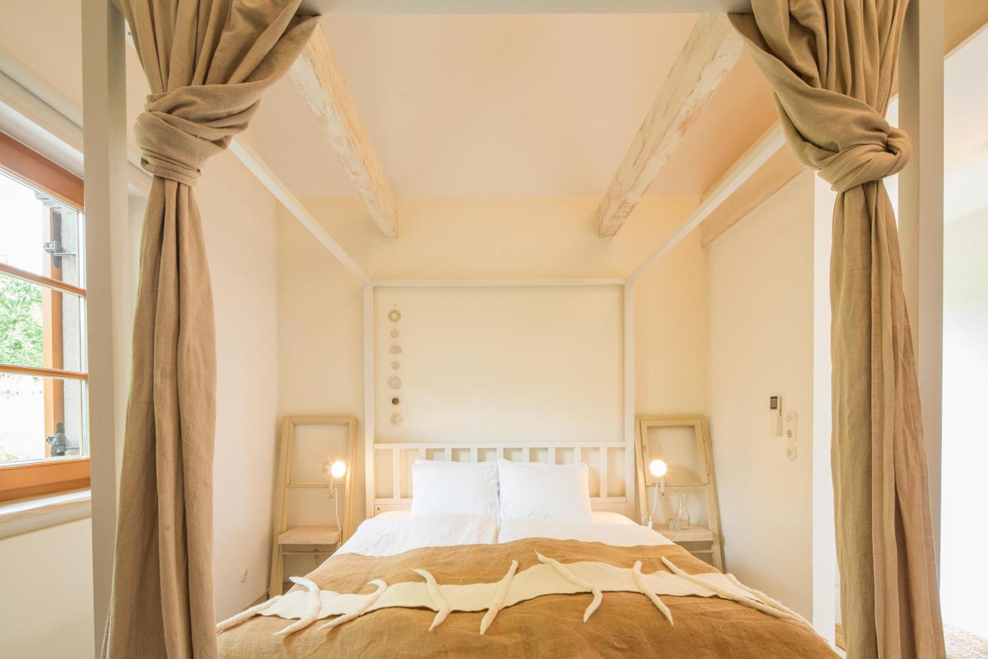Вілла Weinlofts Weinloft I Edlitz im Burgenland Екстер'єр фото