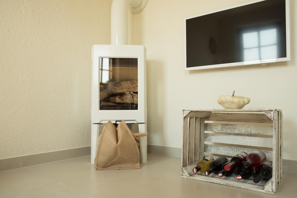 Вілла Weinlofts Weinloft I Edlitz im Burgenland Екстер'єр фото